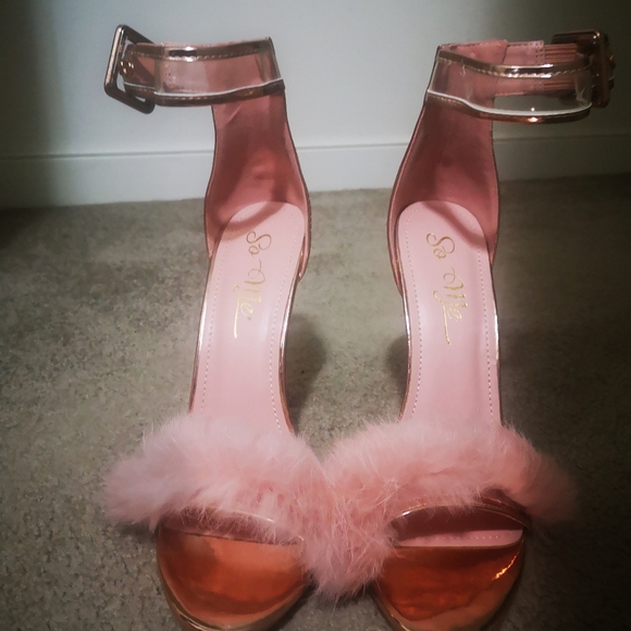 So Me Pink Furry Heels - Picture 2 of 3